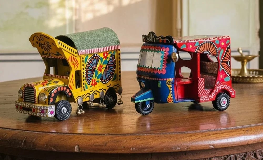 Vibrant truck-art object and décor